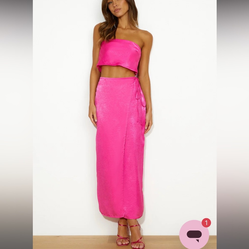 Hello Molly Nights in Satin Maxi Set Hot pink